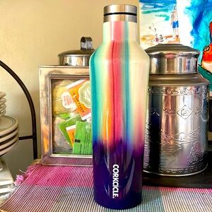 Colorful Corkcicle canteen❣️